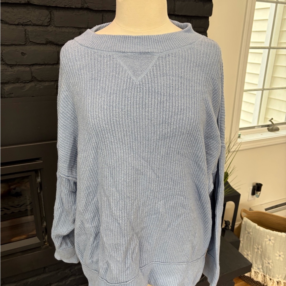 Aerie Womens Oversized Plush Crewneck Sweater in Baby Blue Sz S‎
